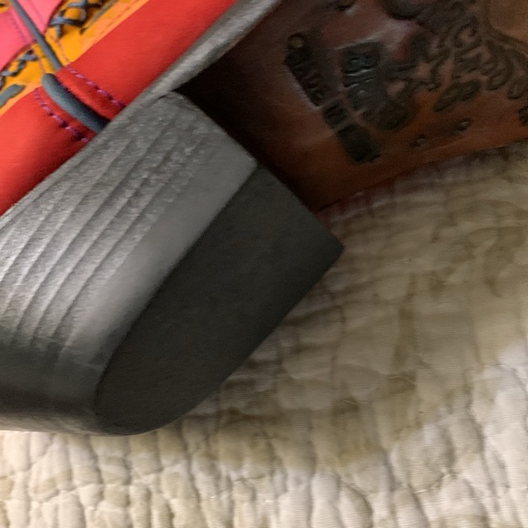 CIRCLES BRAND SUEDE COWBOY BOOTS - Picture 7 of 7